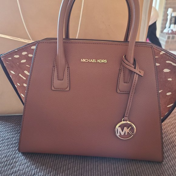 New with tags Michael Kors Purse - Picture 4 of 5